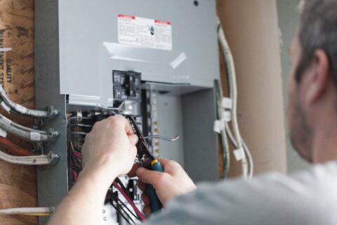 Electrician Upgrading a Homes Distribution Board